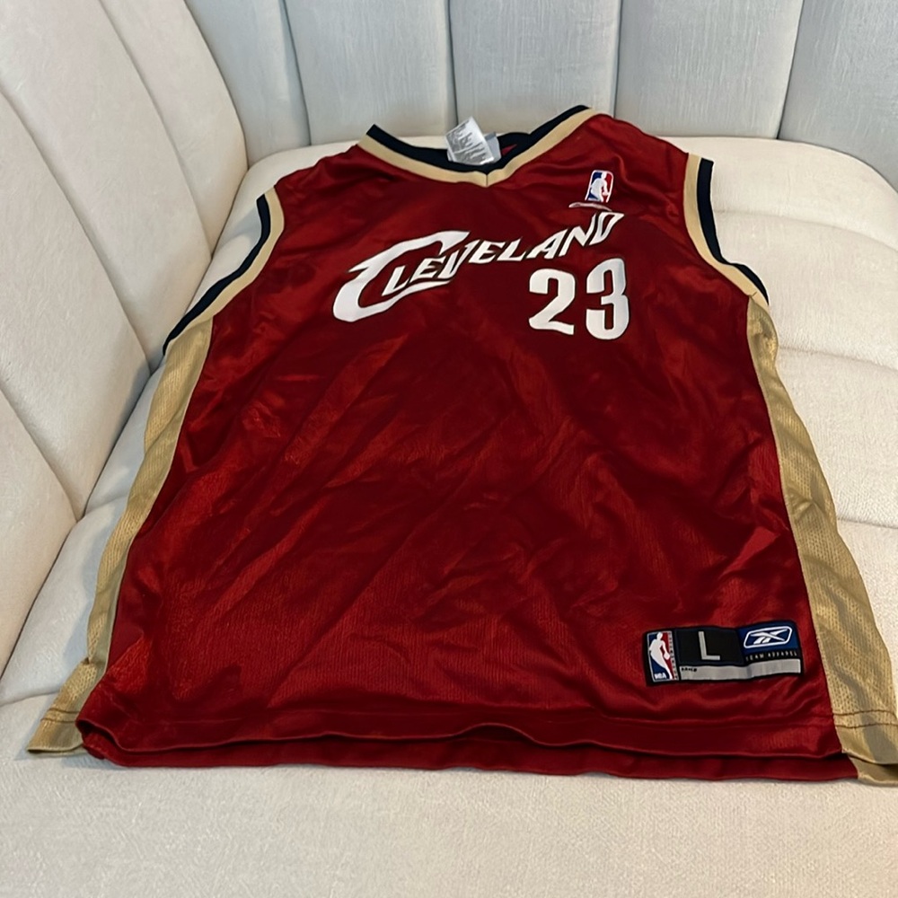 NBA | Vintage Reebok RBK Lebron James Cleveland Cavaliers jersey